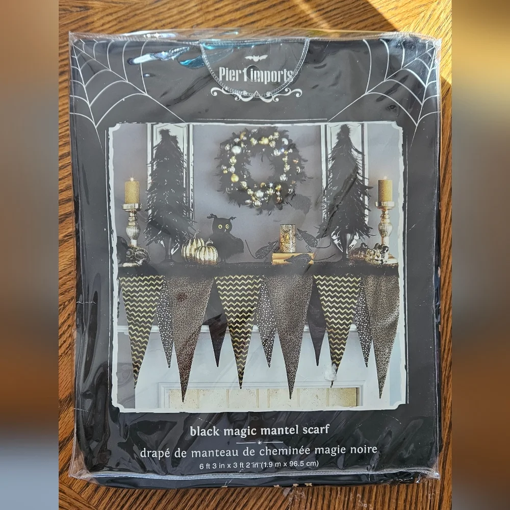 Pier 1 Imports Witchy Halloween Elegant Black Magic Matel Scarf